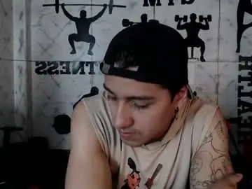 Chaturbate Live Sex Cam of andyjoy_