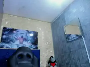 Chaturbate Watch Live Sex Cams of tyleer_scot