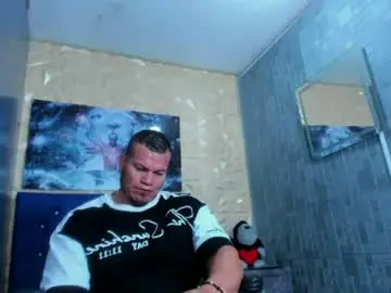 Chaturbate Adult Video Chat of tyleer_scot