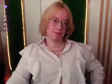 Chaturbate Live Sex Cam of amanda_butlerr