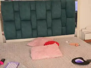 Chaturbate Best live sex cam show of aradia_01