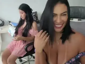 Chaturbate Live Sex of emillybrowm