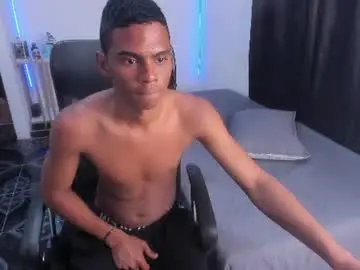 Chaturbate Free Porn Cam of snak_master1