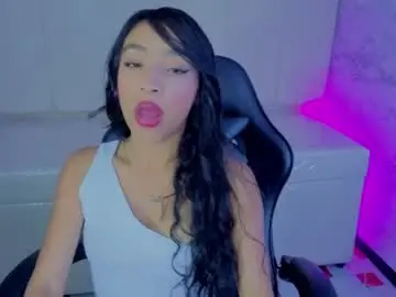 Chaturbate Live Sex Cam of adarasuri_v