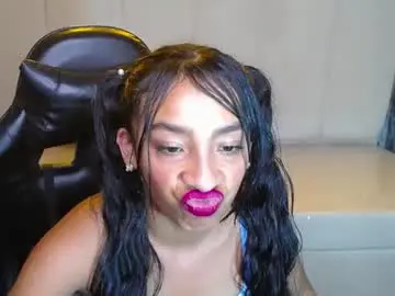 Chaturbate Live Sex Cam of adarasuri_v