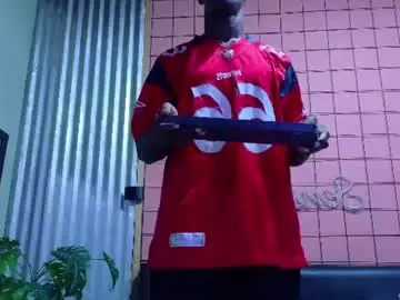 Chaturbate Live Porn of martin_killer