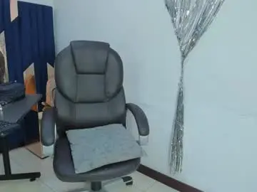 Chaturbate Best Webcam of aisha_hotts777