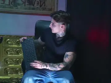 Chaturbate Live Porn of dantecoppolaa