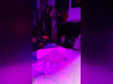 Chaturbate Live Sex Cam of domtstopgal