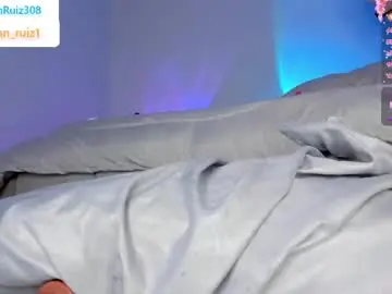 Chaturbate Sex Cam of eveliin_ruiz