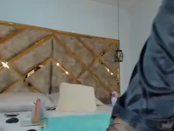 Chaturbate Live Sex Cam of tink_fox