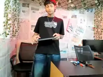 Chaturbate Best live sex cam show of alexandluke1