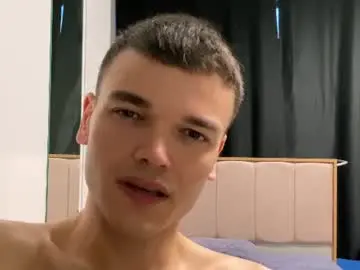 Chaturbate Live Sex Cam of shycuttwunkboy