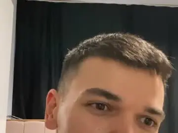 Chaturbate Adult Video Chat of shycuttwunkboy