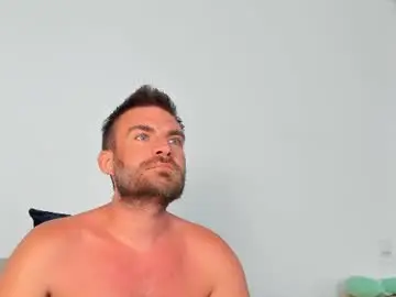 Chaturbate Sex Cam of 10in_deluxe