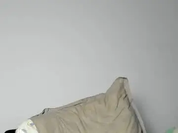 Chaturbate Sex Cam of 10in_deluxe