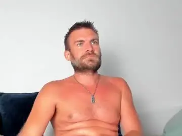 Chaturbate Sex Cam of 10in_deluxe