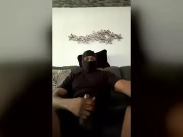 Chaturbate Free Porn Cam of badonkadick400