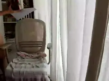 Chaturbate Nude Webcam of bestgirl_ofthe_neighborhood