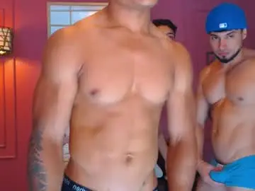 Chaturbate Adult Video Chat of hotcrew_