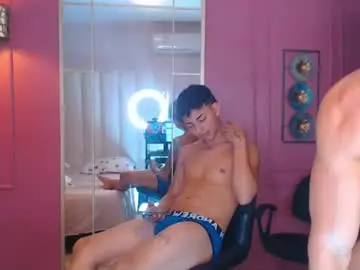 Chaturbate Live Sex of hotcrew_