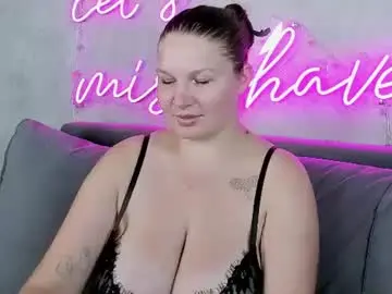 Chaturbate Live Sex Cam of viirginia_robinson