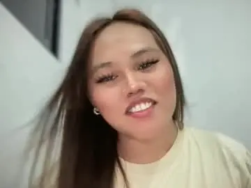 Chaturbate Live Sex of yourhotgirl_lyn