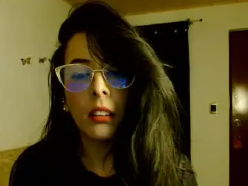 Chaturbate Live Sex of ela_3611