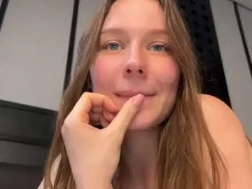 Chaturbate Live Sex Cam of elisadikotti