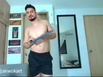 Chaturbate Nude Webcam of aaron_kwok28