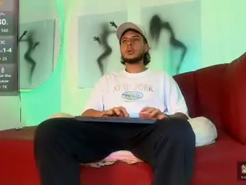 Chaturbate Best live sex cam show of smith_luxes777