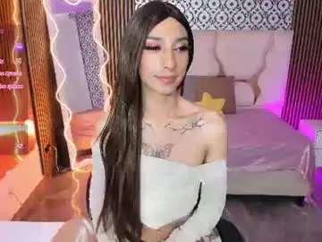 Chaturbate Watch Live Sex Cams of cyrus_tay