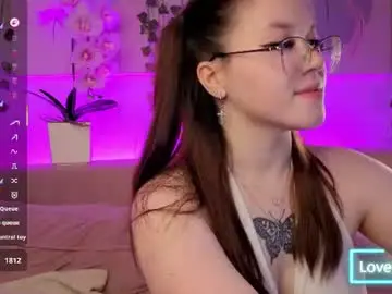 Chaturbate Live Porn of kira_be11