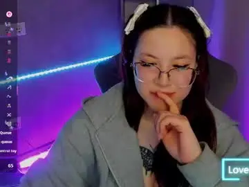 Chaturbate Best live sex cam show of kira_be11