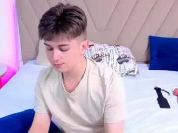 Chaturbate Private Sex Chat of miless_cooper