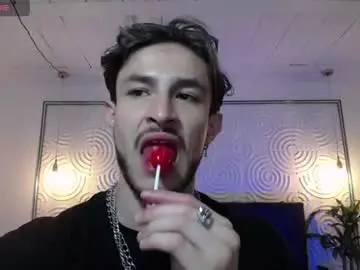 Chaturbate Best live sex cam show of axel_porn_1