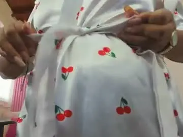 Chaturbate Live Sex Cam of lillyy16
