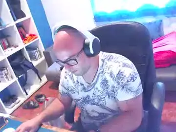 Chaturbate Adult Video Chat of ravingr3d3