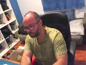 Chaturbate Live Sex Cam of ravingr3d3