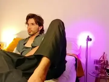 Chaturbate Live Sex Cam of camilosaennz