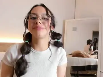Chaturbate Sex Cam of daphnevalucci