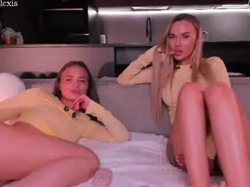 Chaturbate Sex Cam of honey_bunnyy_