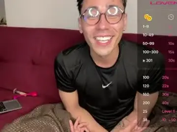 Chaturbate Private Sex Chat of adamgrey__