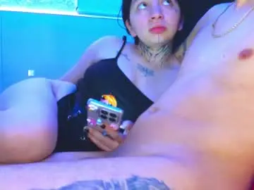 Chaturbate Nude Webcam of zoee_jhonnyy
