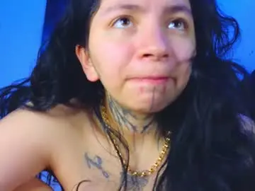 Chaturbate Free Porn Cam of zoee_jhonnyy