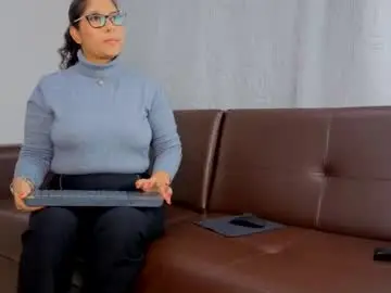 Chaturbate Free Live Porn of marianaluquez