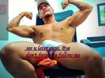 Chaturbate Nude Webcam of sebastiian69_