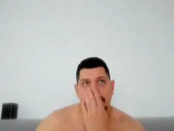 Chaturbate Live Porn of famousboy1