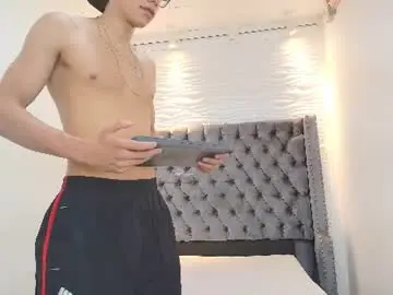Chaturbate Free Porn Cam of lenny_knox2