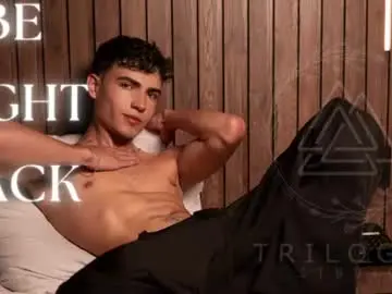 Chaturbate Live Sex Cam of allexserrano